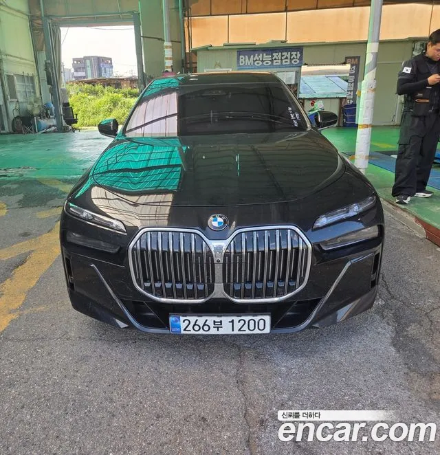 BMW 7 серия