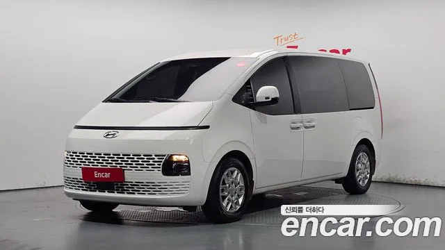 Hyundai Staria