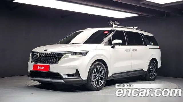 Kia Carnival — экстерьер