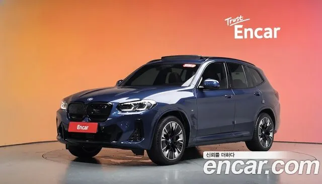 BMW iX3