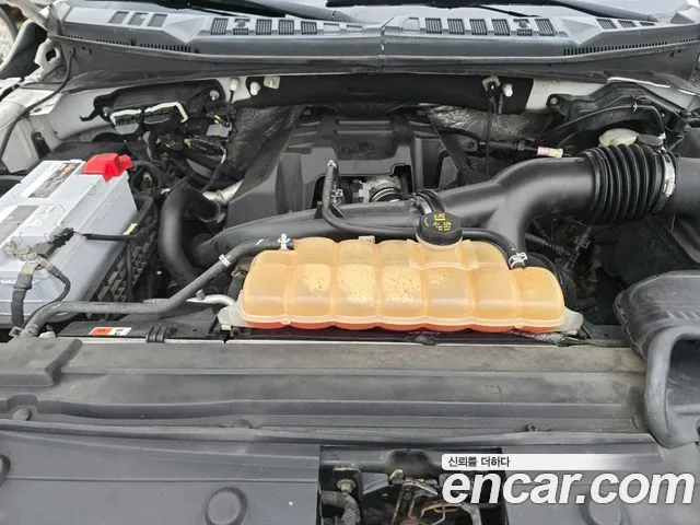 Ford F-150 — интерьер