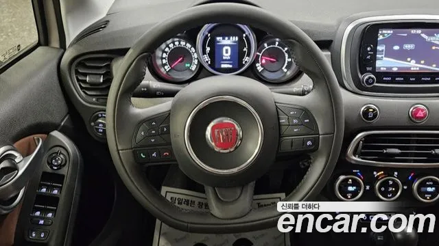 Fiat 500X — интерьер