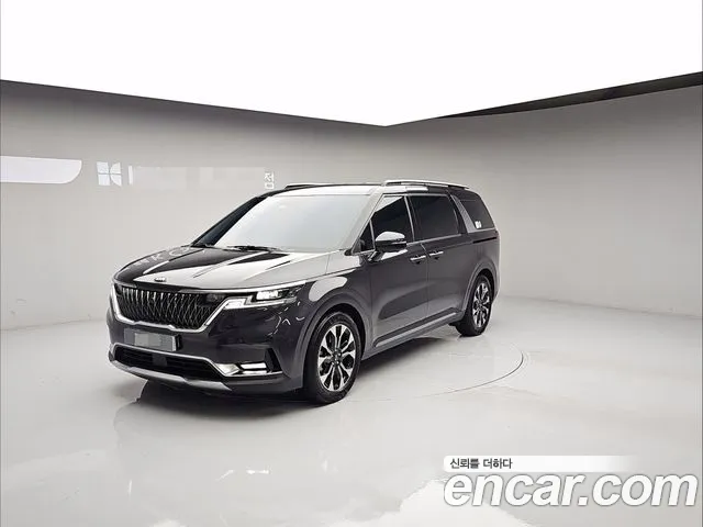 Kia Carnival — экстерьер