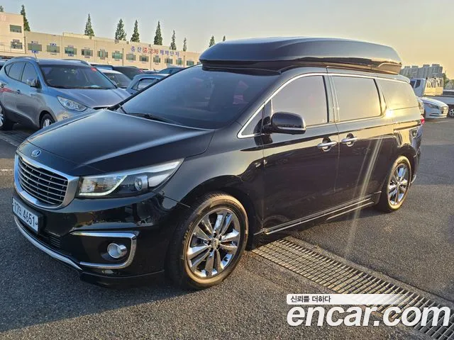 Kia Carnival — экстерьер