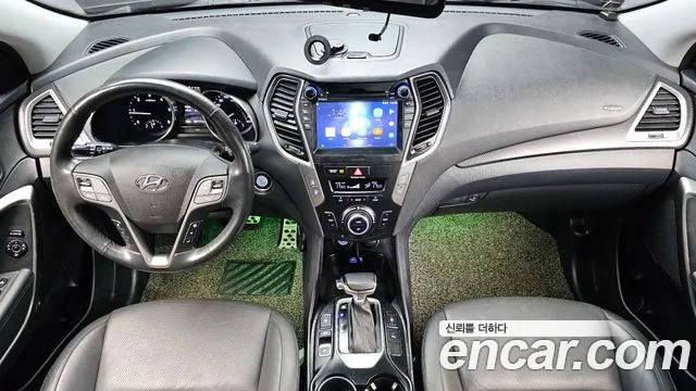 Hyundai Santa Fe — интерьер