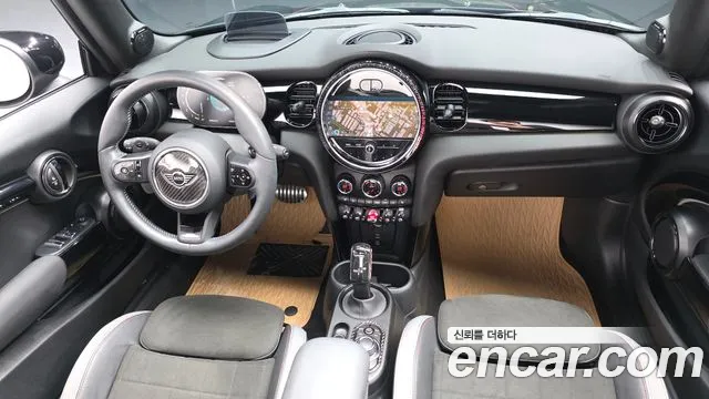 MINI Cooper Convertible — интерьер