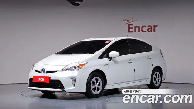 Toyota Prius — экстерьер