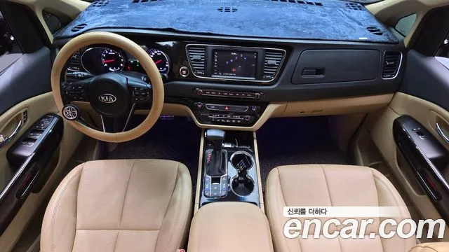 Kia Carnival — интерьер