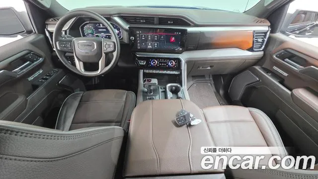 GMC Sierra — интерьер