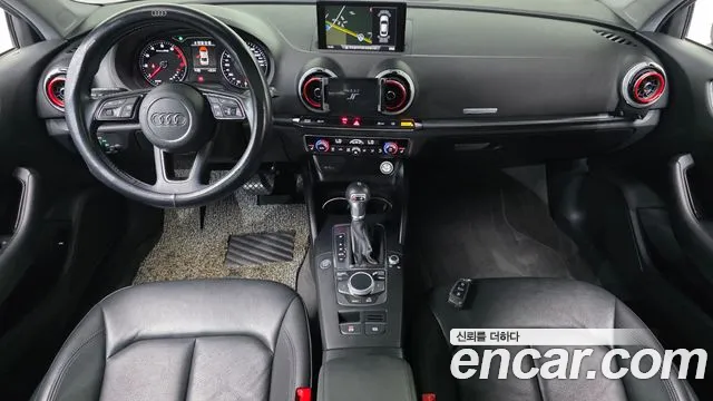 Audi A3 — интерьер