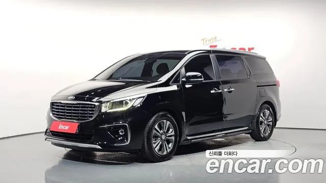 Kia Carnival — экстерьер