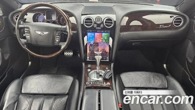 Bentley Flying Spur — интерьер