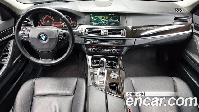 BMW 5 серия — интерьер