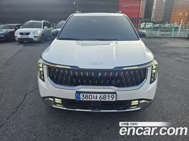 Kia Carnival — экстерьер
