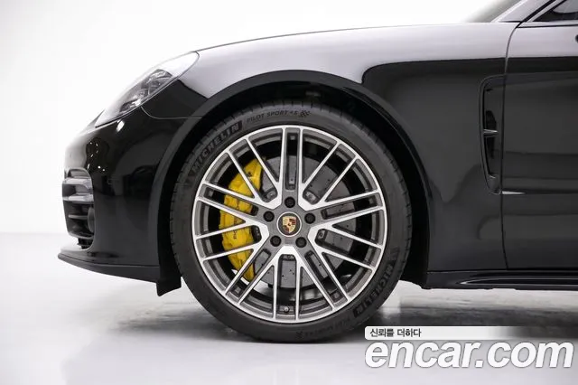 Porsche Panamera — интерьер