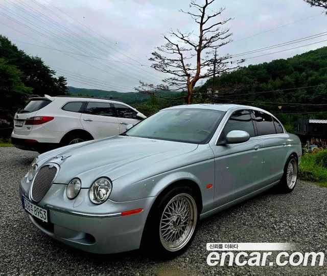 Jaguar S-Type — экстерьер