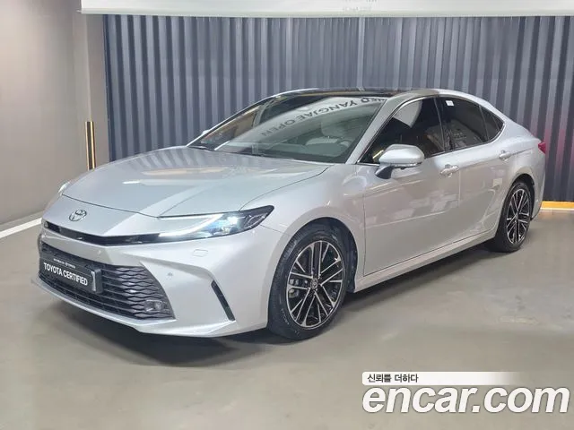 Toyota Camry — экстерьер