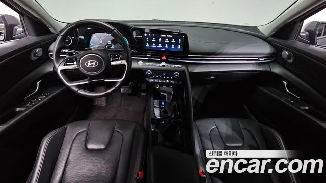 Hyundai Elantra — интерьер