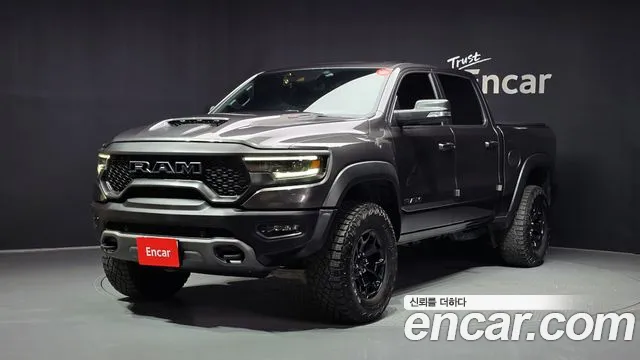 Dodge Ram Pickup — экстерьер