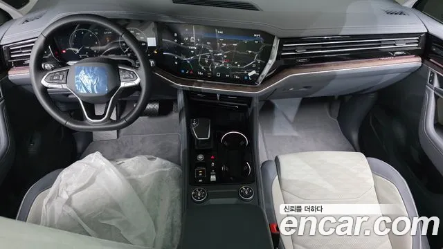Volkswagen Touareg — интерьер