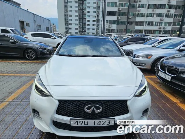 Infiniti Q30 — экстерьер