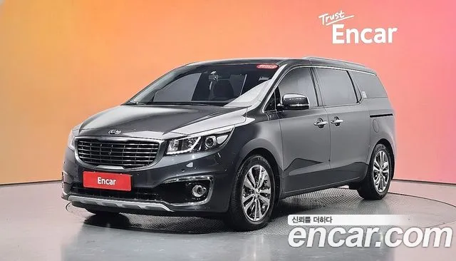 Kia Carnival — экстерьер