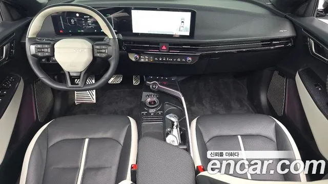 Kia EV6 — интерьер