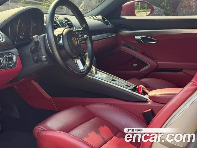 Porsche 718 — интерьер