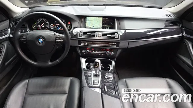 BMW 5 серия — интерьер