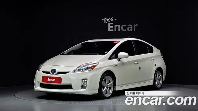 Toyota Prius — экстерьер