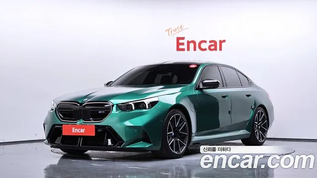 BMW M5 — экстерьер