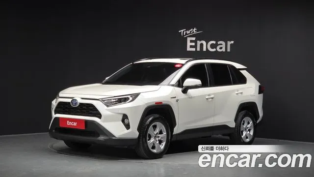 Toyota RAV4 — экстерьер