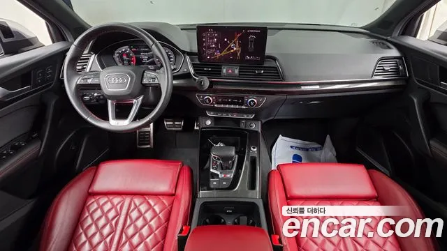 Audi SQ5 — интерьер