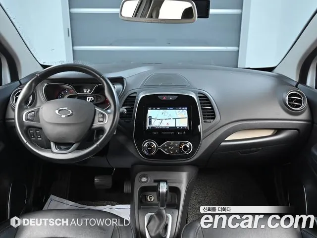 Renault Korea QM3 — интерьер