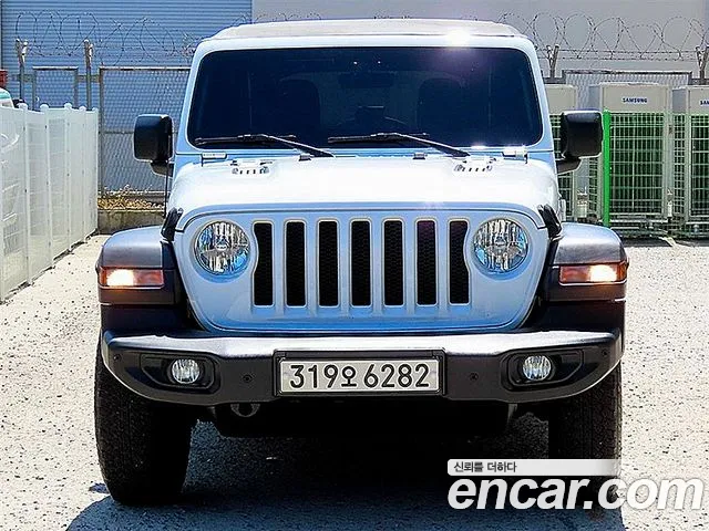 Jeep Wrangler — экстерьер