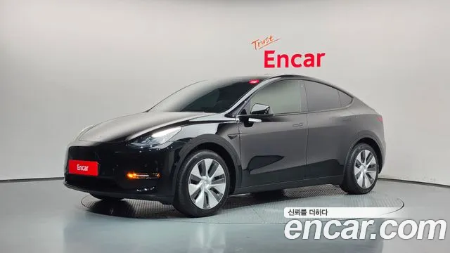 Tesla Model Y — экстерьер