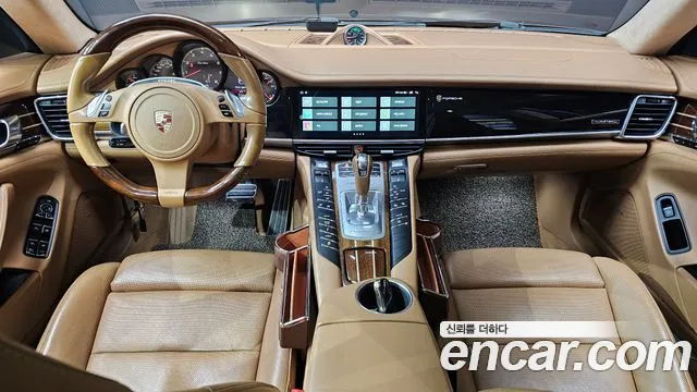 Porsche Panamera — интерьер