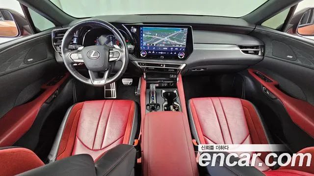 Lexus RX — интерьер