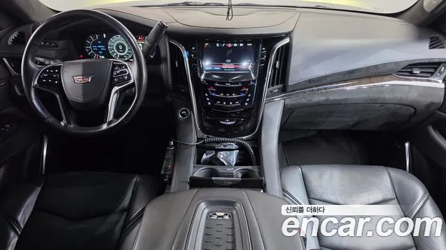 Cadillac Escalade — интерьер
