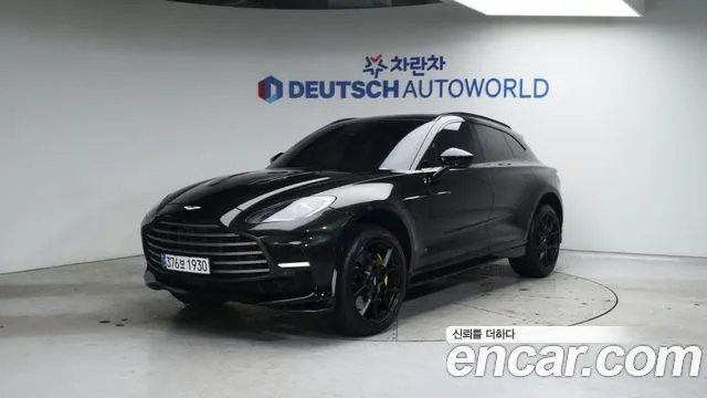 Aston Martin DBX — экстерьер