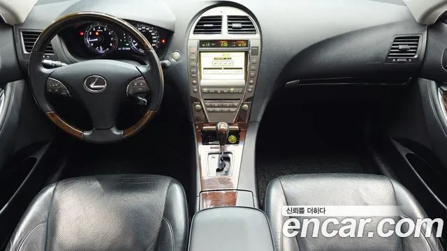 Lexus ES — интерьер