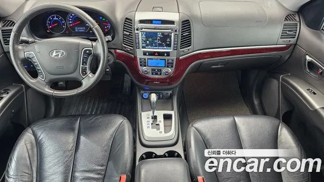 Hyundai Santa Fe — интерьер