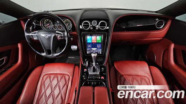Bentley Continental — интерьер
