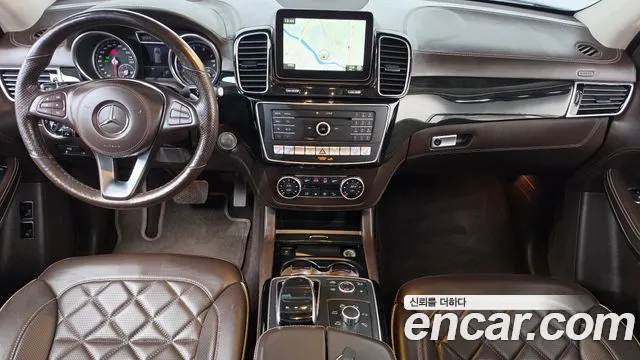 Mercedes-Benz GLS-класс — интерьер