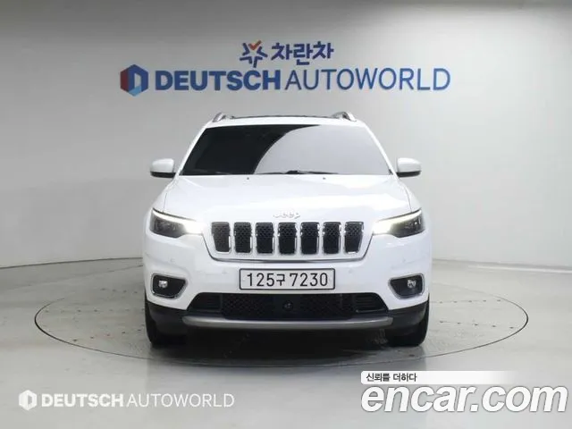 Jeep Cherokee — экстерьер