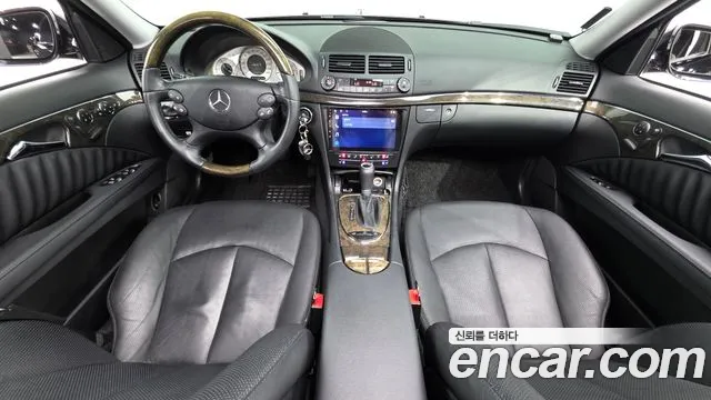 Mercedes-Benz E-класс — интерьер