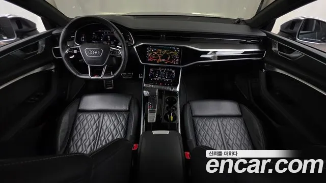 Audi S7 — интерьер