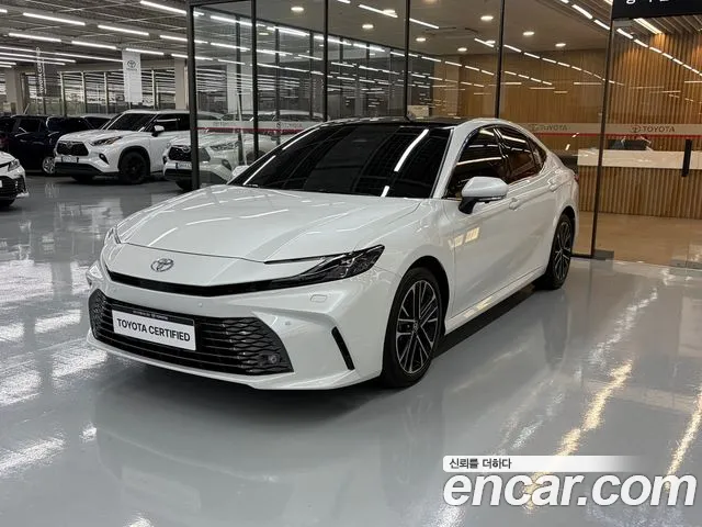Toyota Camry — экстерьер