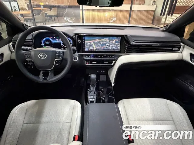 Toyota Camry — интерьер