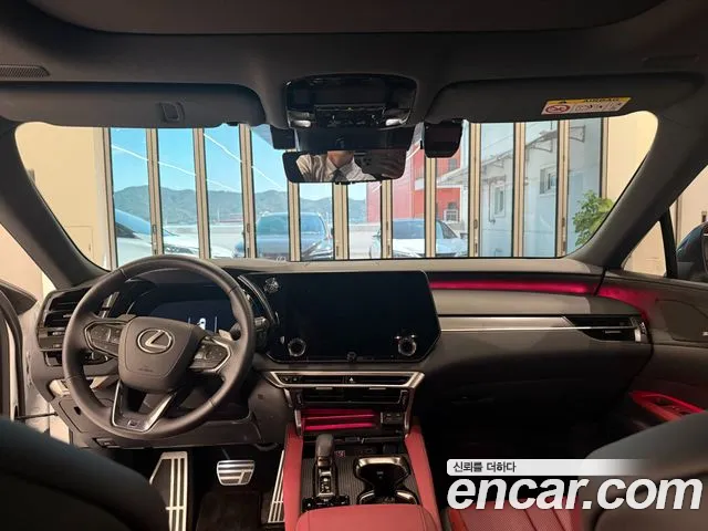 Lexus RX — интерьер